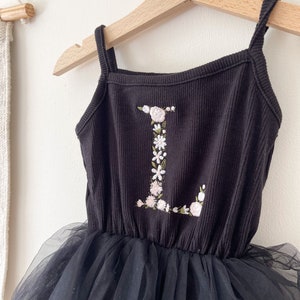 Personalised Embroidered Floral Initial Tutu Dress - Ballerina, Princess, Flower Girl Dress, Birthday Outfit afbeelding 4