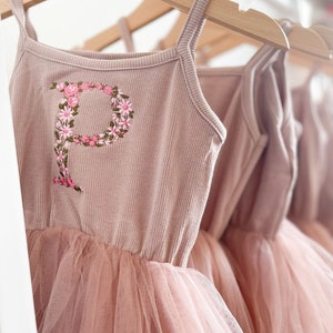 Personalised Embroidered Floral Initial Tutu Dress - Ballerina, Princess, Flower Girl Dress, Birthday Outfit afbeelding 2