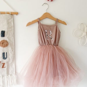 Personalised Embroidered Floral Initial Tutu Dress - Ballerina, Princess, Flower Girl Dress, Birthday Outfit afbeelding 7