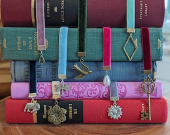 Custom Bronze Charm Vintage Style Velvet Ribbon Bookmarks