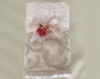 Lace Towel Set