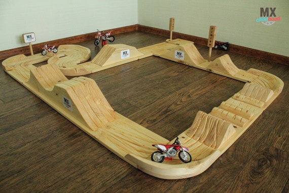motocross track toy