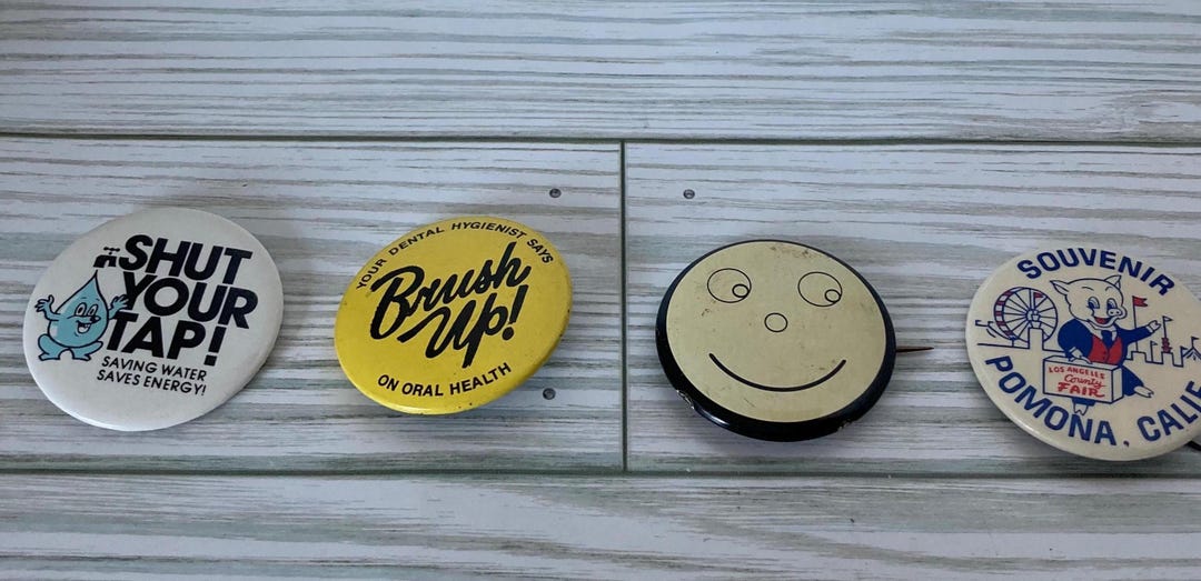Rare Buttons Pin Button / Pin ~ 1.5