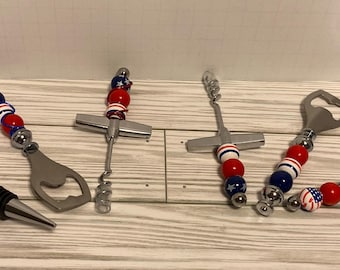 American-Themed Barware Set, Beaded Bottle Opener, Corkscrew & Topper