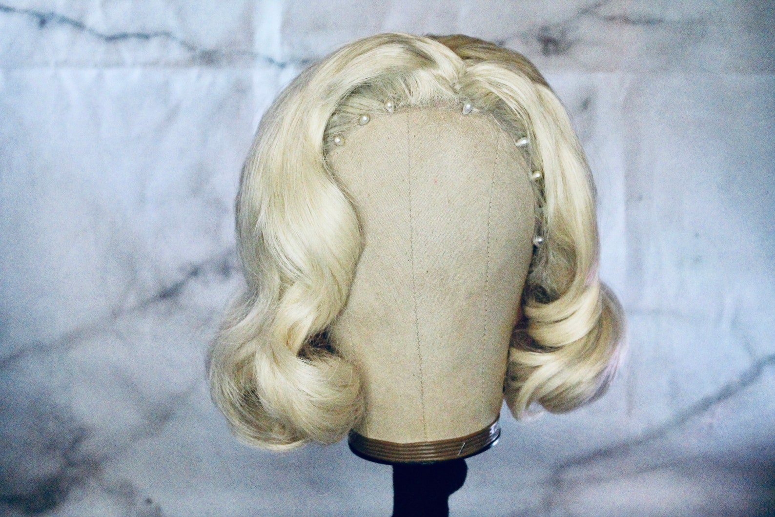 Marilyn Monroe Platinum Blonde Lace Front Pageboy Diamonds Are Etsy
