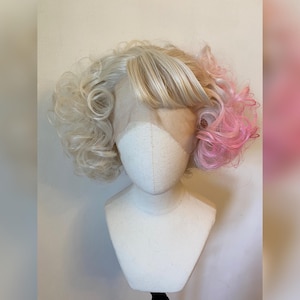 Op MissLady-Gaga-VMA-Paparazzi geïnspireerde pruik met kanten voorkant | Blonde en roze gekrulde bob pruik met kant | Drag Queen-pruik | Bestseller synthetische pruik