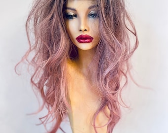 Peluca rosa con flequillo micro y encaje frontal / Cosplay Drag Queen inspirado en Miss Gaga