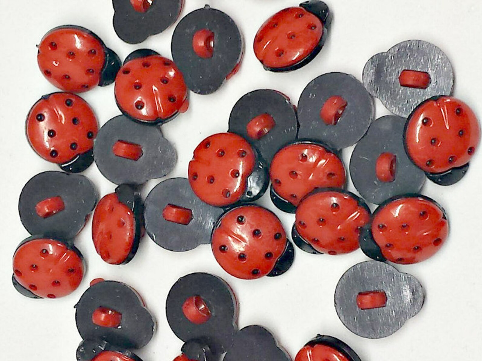 10 Ladybug Buttons Red and Black Ladybug Buttons Crafts Etsy Canada