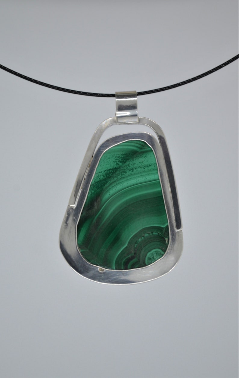 50.6 x 32.3 mm. size Design silver necklace pendant with Malachite gemstone Hand-forged frame