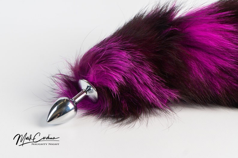 girl wears fox tail butt plug and gets fucked girl wears fox tail butt plug and gets fucked