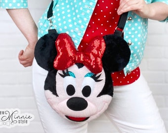 Minnie (Plush) Crossbody Bag