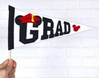Felt Pennant - Graduation - Red Hat