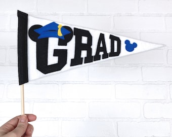 Felt Pennant - Graduation - Blue Hat