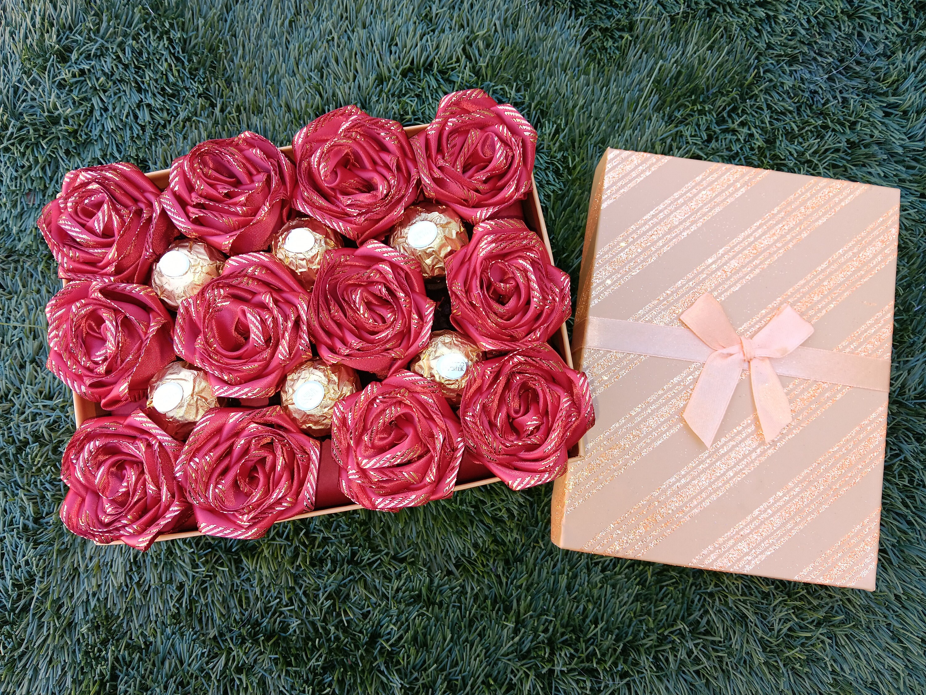 Caja de chocolates para regalo -Chocowish box - Acento Floral