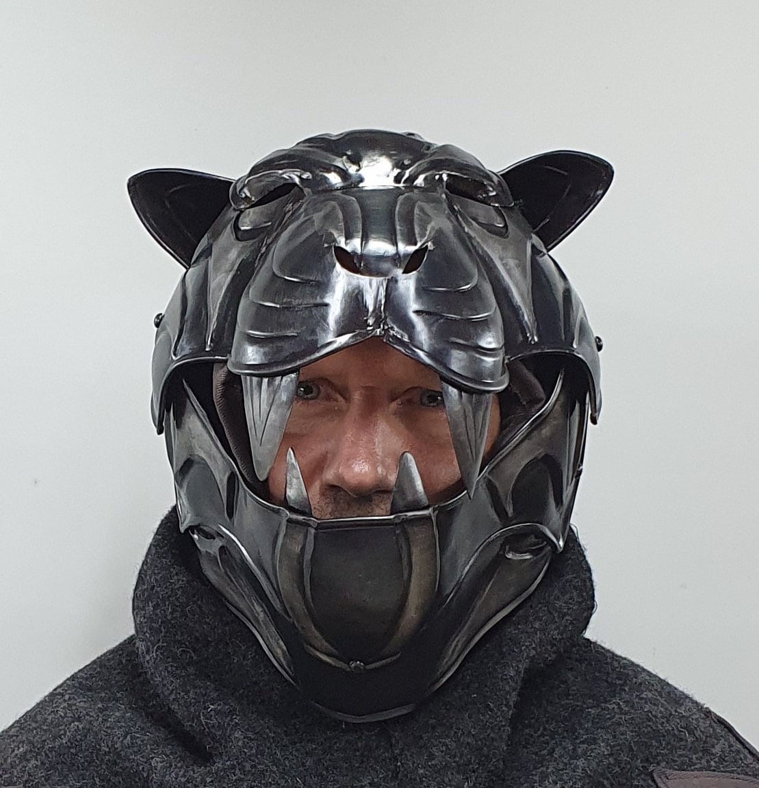 Helmet Tiger - Armor Metal Larp Medieval Cosplay Knight Theater Film Full  Plate - Etsy Norway, image size:1109x1151