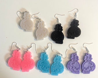 Pastel goth skull and flower  j fashion earrings