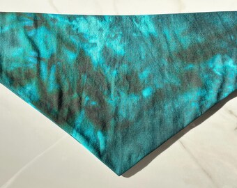 Handmade Cotton Pet Bandana - Through the Collar, Double-Sided for Dogs and Cats