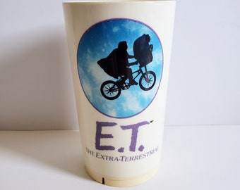 Vintage ET The Extra Terrestrial Collectible Drink Cup Deka Universal Studios