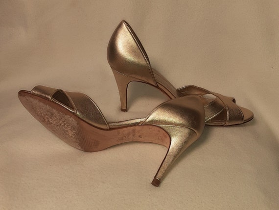 SZ  6M\Vintage Ann Taylor Gold  Leather Heels - image 9