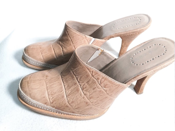 SZ 8M\Vintage Women's Nine West Light Tan Mules - image 1