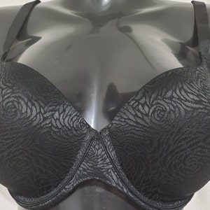 Ambrielle push up bra size:38C - Depop