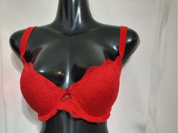 SZ 38D Vintage Red Lace Cover Daisy Fuentes Under Wire Bra 