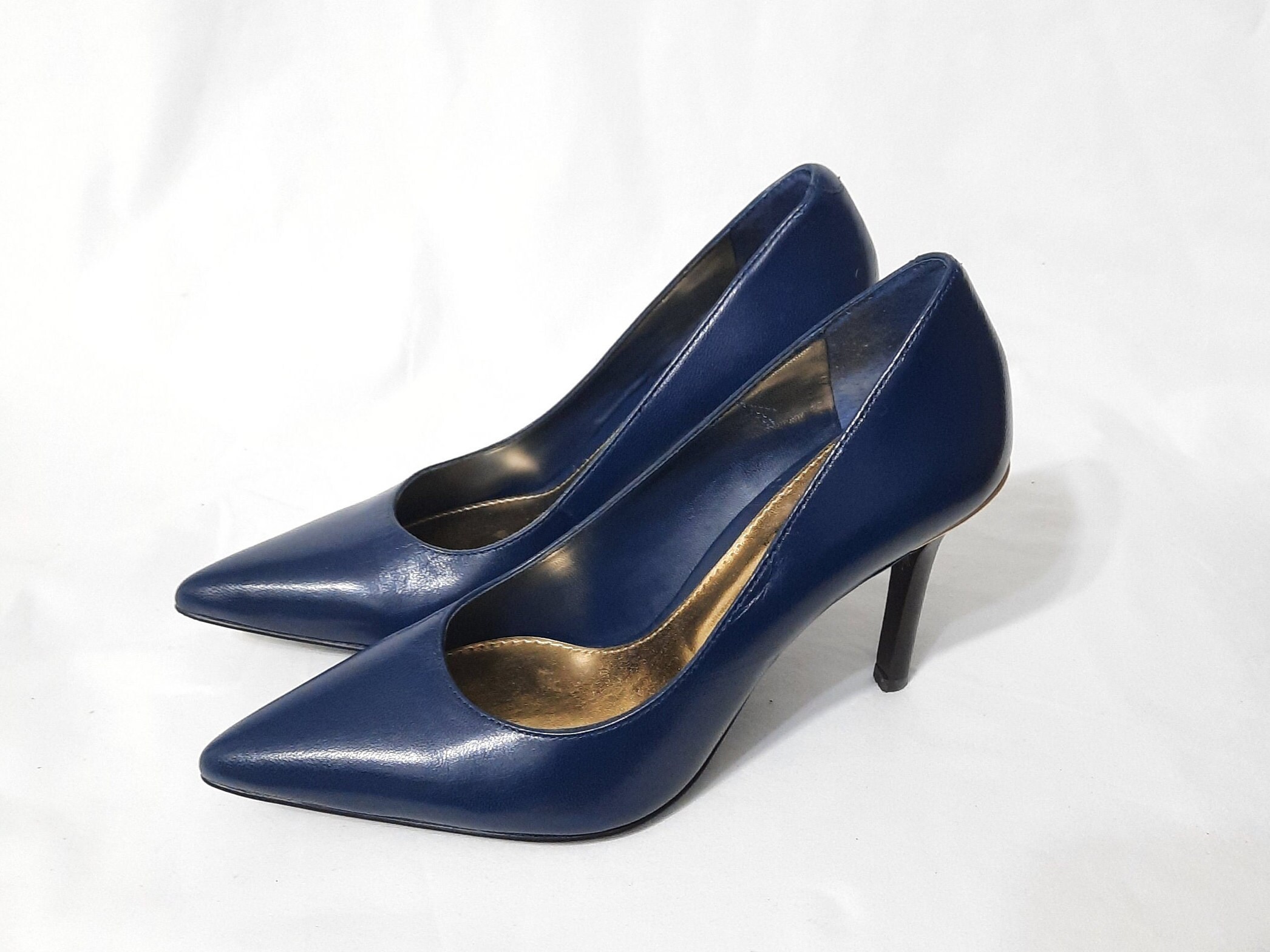 Sz 6B\\Vintage Women's Ralfh Lauren Navy Pumps