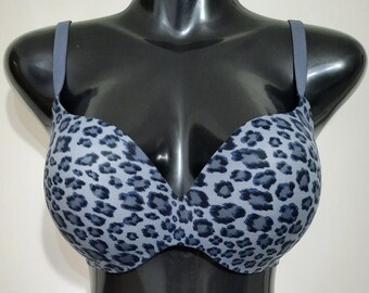 SZ 36DD/Vintage Victoria's Secret Blue Leopard Seamless Underwire Bra