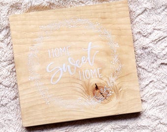 Home Sweet Home | Rustic Wood Sign | Cute Home Decor | Entryway Living Room Decor | Hand Painted Sign | Wedding Gift | Housewarming | Wreath