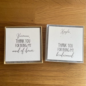 Gracias por ser mi dama de honor, propuesta personalizada de dama de honor, tarjeta de pendiente, joyero kraft, regalo de dama de honor, casarse