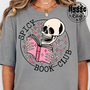 Club de lectura picante PNG, descarga digital, sublimación, sublimar otoño, obscenidad, leer, esqueleto, calavera,