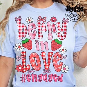 Berry verliefd PNG, digitale download, sublimatie, sublimeren, verloofde liefde, huwelijk verloving verloofde aardbei fruit vrijgezellin doodle