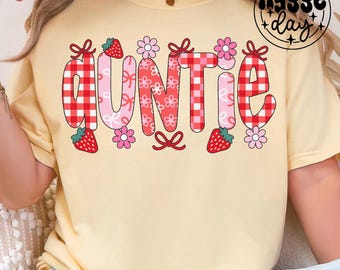 Auntie PNG: Strawberry Gingham Design, Mother's Day (Digital Download)