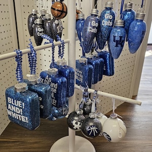 Kentucky Christmas Ornaments, Christmas Ornaments, Kentucky Wildcats Christmas Ornaments, Kentucky Christmas Decorations