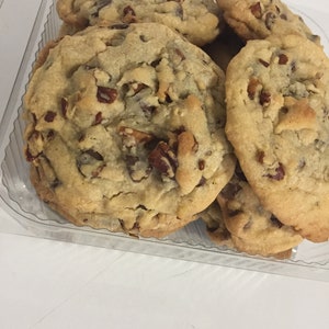 Chocolate Chip with Pecans Cookie Dough