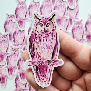 Roze aquarel gehoornde uil sticker