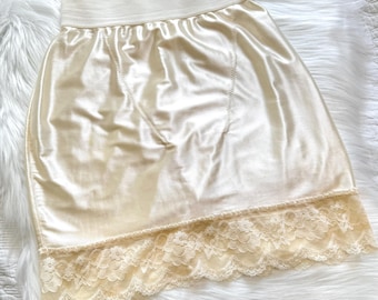 Vintage 1980s Victoria's Secret Ivory Shapewear Skirt, Second Skin Satin & Lace Half Slip Skirt, Built-in Thong/Panty Lingerie Skirt