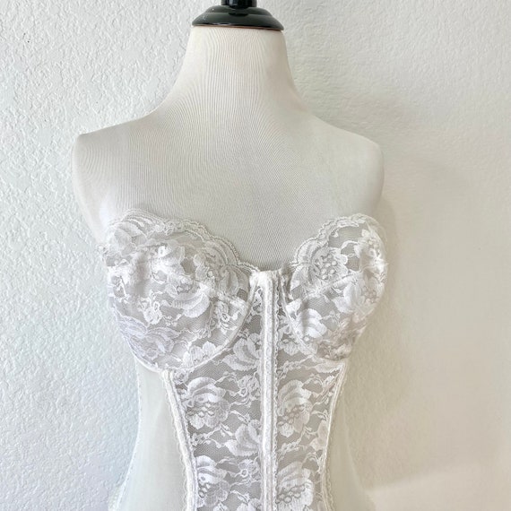 Vintage 1970s Adonna White Lace Corset Bustier 38… - image 2