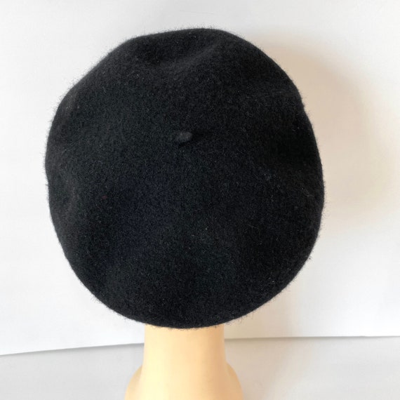 Vintage 1980s Black Wool Beret, Hats & Head Acces… - image 4