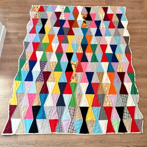 Vintage Rare Patchwork Quilted Blanket, Colorful Patchwork Large Blanket Floral Side, Hand Made / Homemade Blankets, Bowtie Hourglass Shape