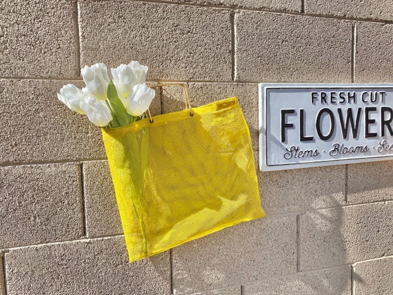 Vintage 60s/70s Lady's Pride Yellow Tote Bag, Pla… - image 2