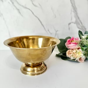 Vintage Brass Pedestal Bowl, Decorative Footed Gold Bowl, Candy Dish / Flower Pot / Catch-all Bowl, Shiny Brass Lacquered Bowl