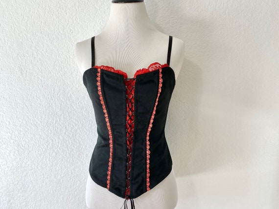 Vintage Black and Red Lace Grunge/goth/pirate Style Corset 