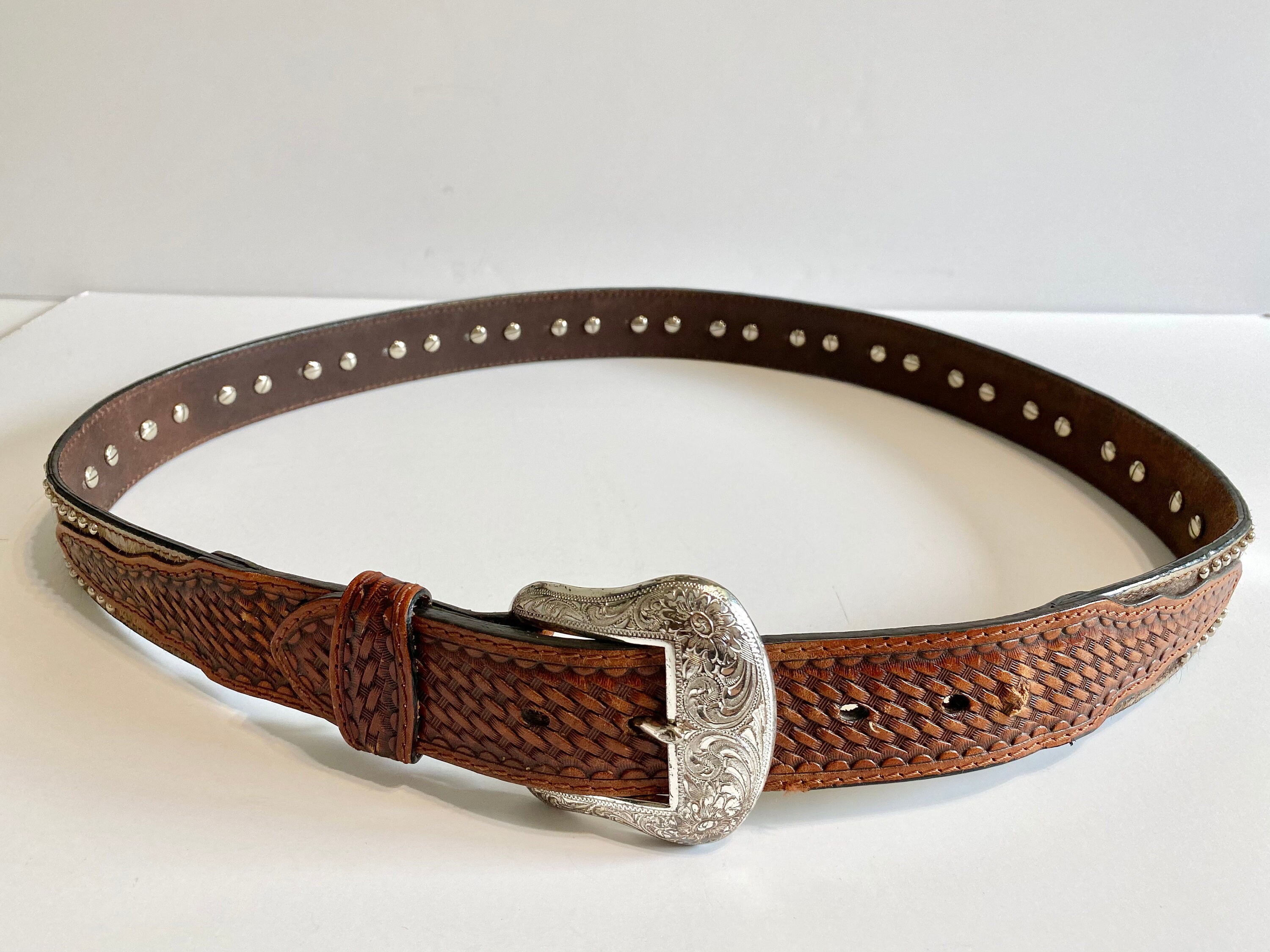 Vintage 1999 Nocona Belt Co. Brown Leather Belt Cowhide Silver 
