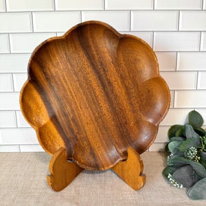 Vintage 12&quot; Carved Wood Scalloped Edge Round Plate, Decorative Wooden Tray, Round Wood Tray Made in Philippines