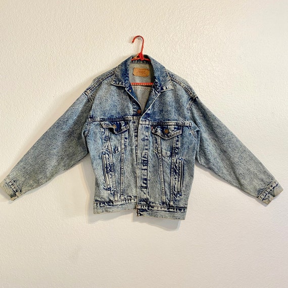 ジャケット・アウター VETEMENTS LEVI'S DenimJacket MSS17LE8 Levi's × Vetements Vetements - Levi's - S/S 17 - Reworked