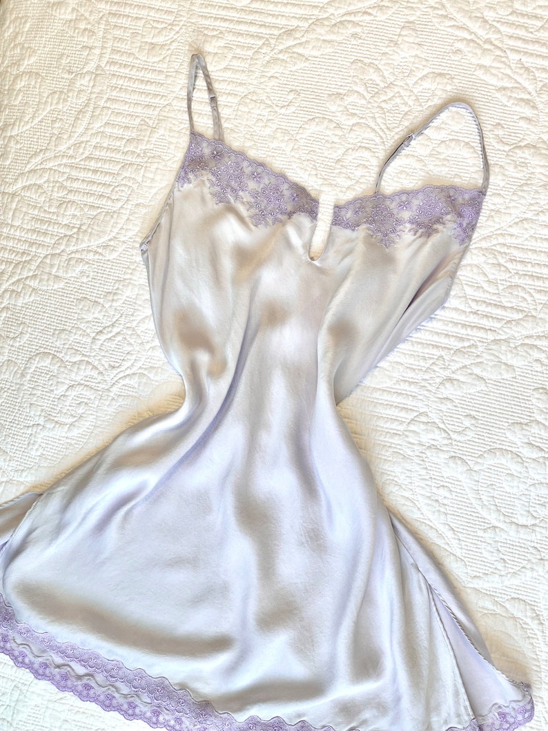 Vintage 2002 Victoria's Secret 100% Silk Lavender Slip Dress, Lace Trim Slip Dress with Slits, Women's Lingerie & Sleepwear, Silk Slips image 6