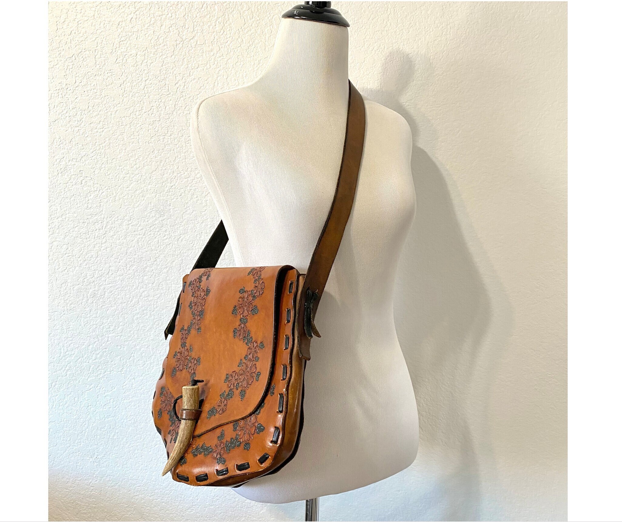 Vintage 1970s Tooled Leather Floral Satchel Crossbody