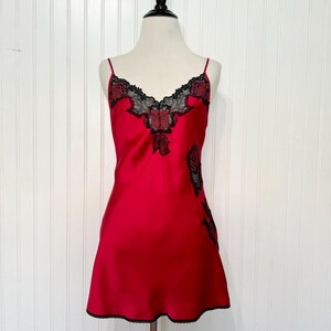 Vintage 2002 Victoria&#39;s Secret Silk Slip Dress, Romantic Red Rose Slip Dress, Mini Slip Dress Sexy Red & Black Lace, Floral Roses Low Back