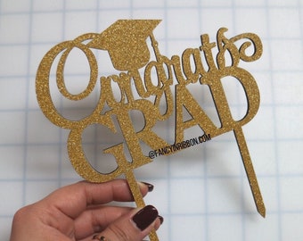 Gold Graduation Cake Topper- Class of 2021 - Congrats Grad!